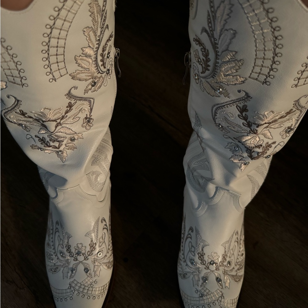 Boutique cowgirl boots